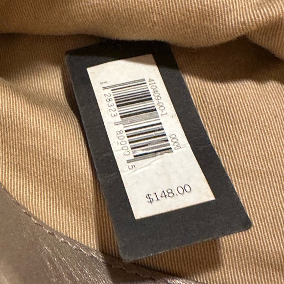 EUC BANANA REPUBLIC GIA CONVERTIBLE CROSSBODY PURSE. Approx 141/4" x 9" x 2". - Picture 6 of 6